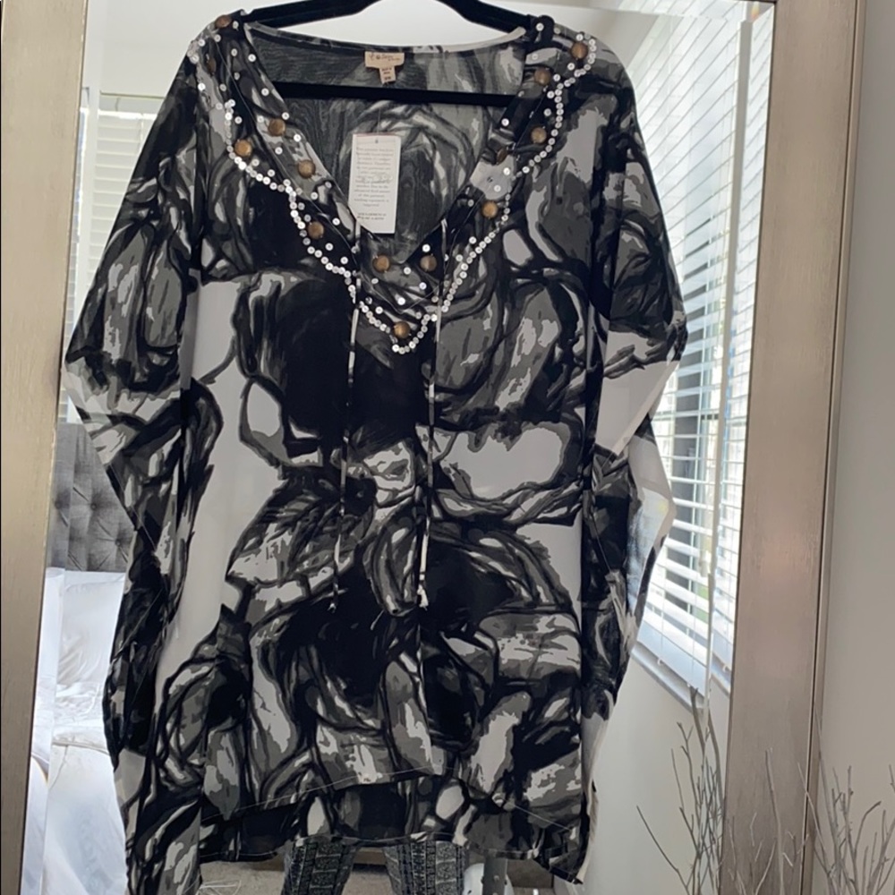 Black and White Swim/Beach Cover Up